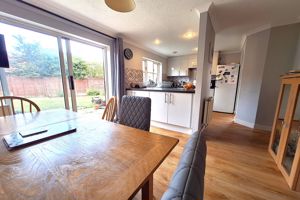 Kitchen/Diner- click for photo gallery